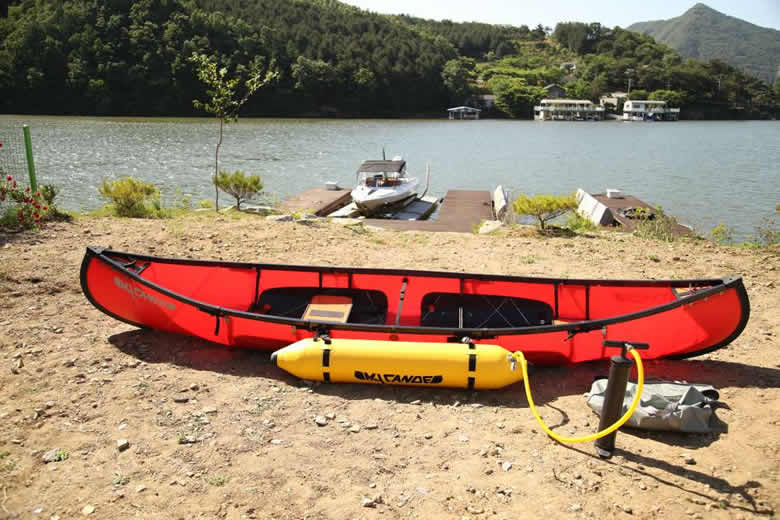 MyCanoe with side pontoons